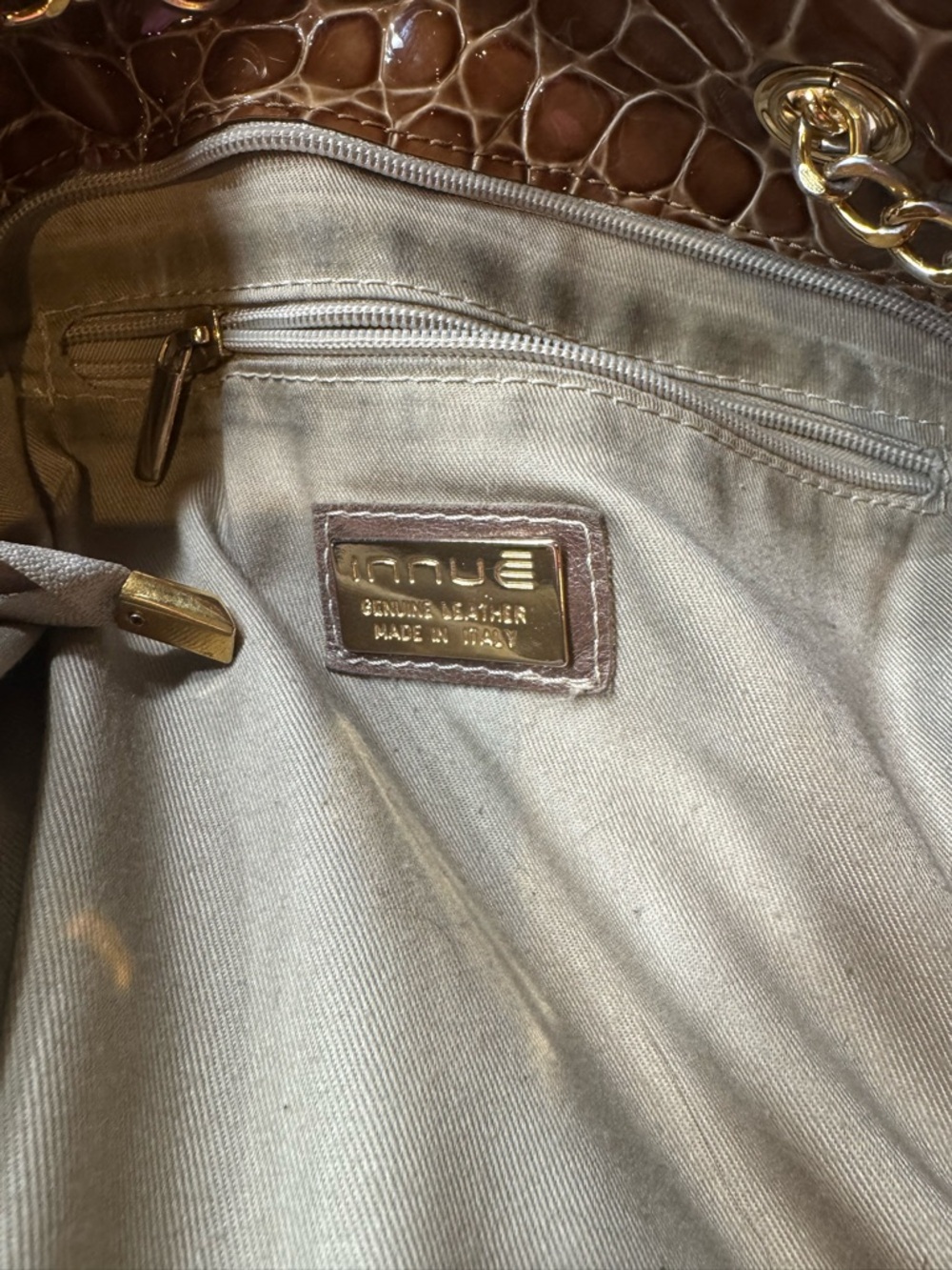 Innue made Italy genuine Leather Brown Tote large with Gold Chain Handles - Picture 9 of 16
